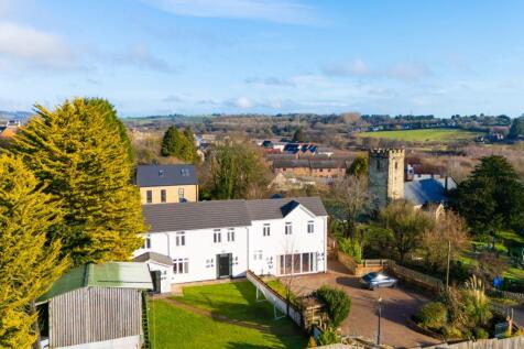 Award-winning Media team on EVERY Listing_24